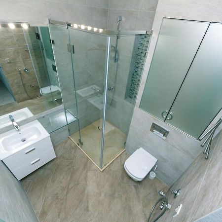 Hotrent City Deluxe Kiev Bagian luar foto