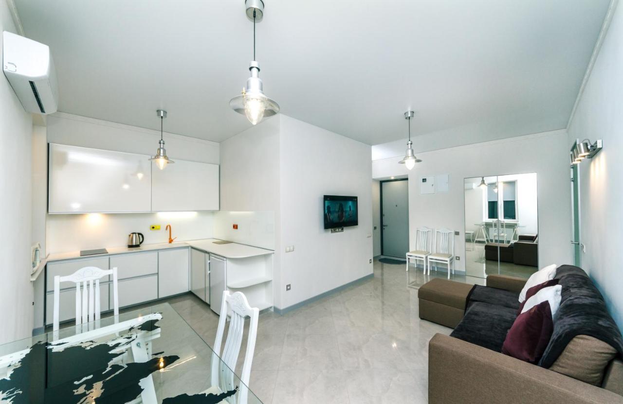Hotrent City Deluxe Kiev Bagian luar foto