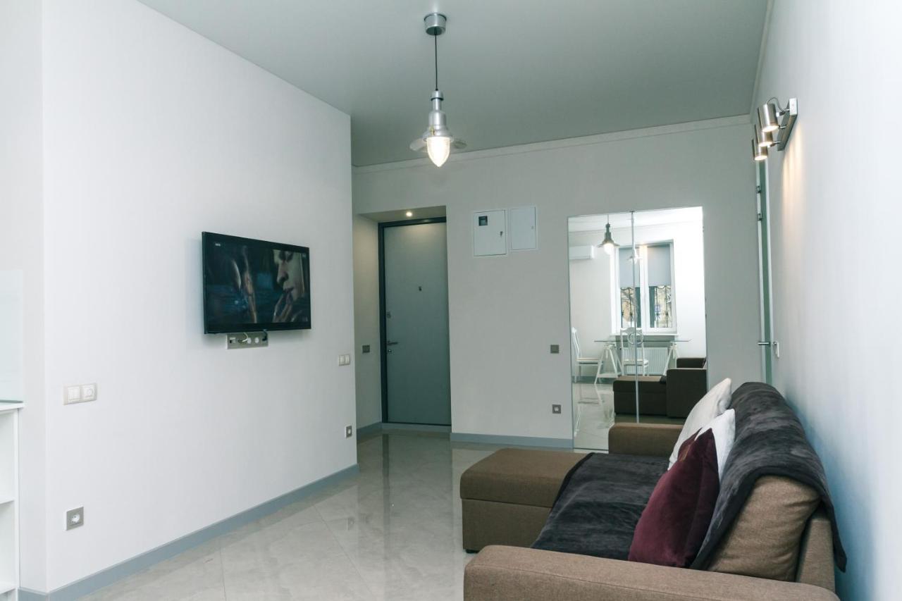 Hotrent City Deluxe Kiev Bagian luar foto