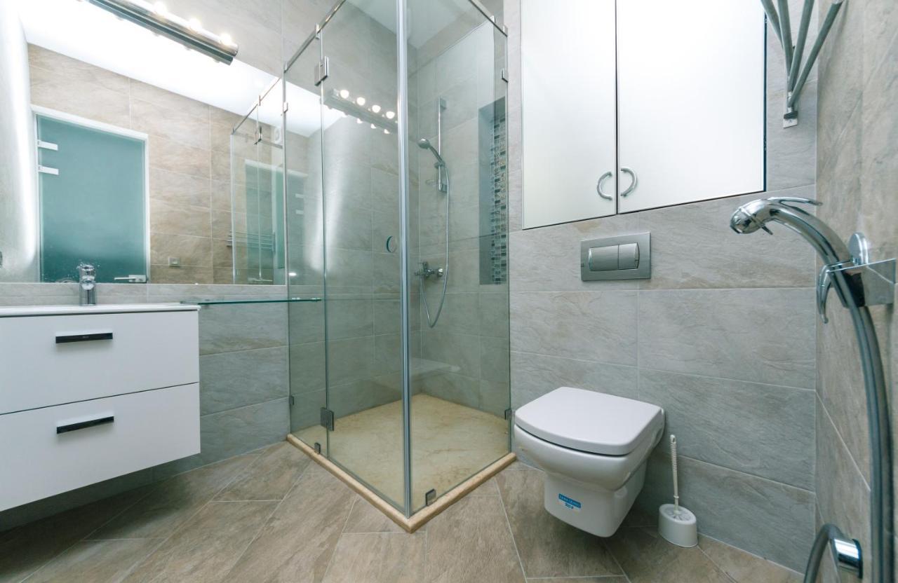 Hotrent City Deluxe Kiev Bagian luar foto