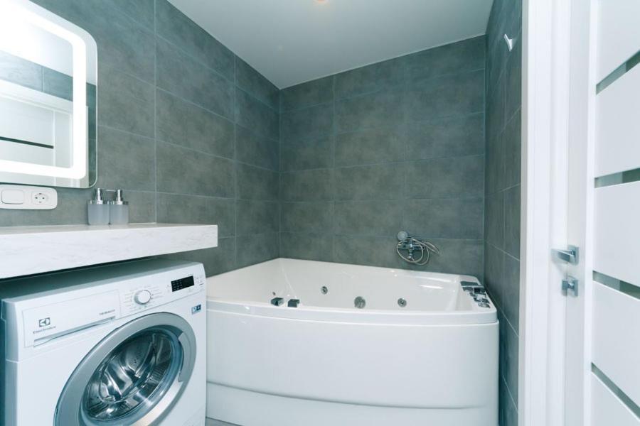 Hotrent City Deluxe Kiev Bagian luar foto