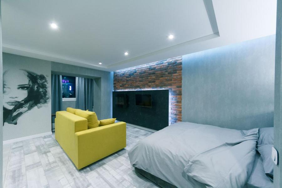 Hotrent City Deluxe Kiev Bagian luar foto